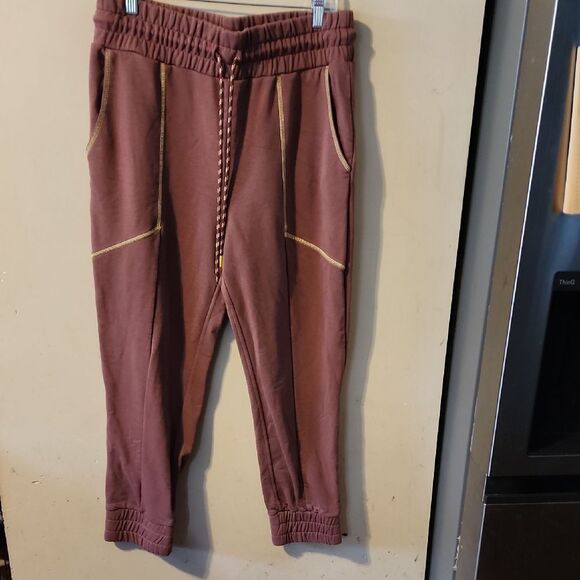 Fabletics Brown Joggers with Tapered Fit and Elastic Cuffs XL - Picture 1 of 5